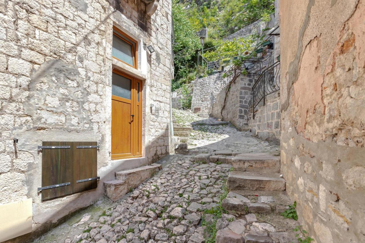Historical Heart Apartment Kotor Exterior foto